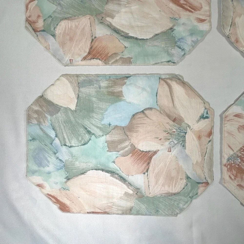 Set of 4 VTG Abstract Pastel Floral Cloth Placemats 80s Golden Girls/Granny Core